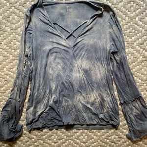 Women’s American Eagle Outfitters blouse
